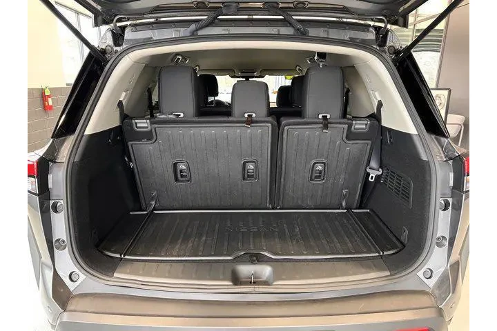 $31195 : Nissan Pathfinder 2024 AWD S image 10