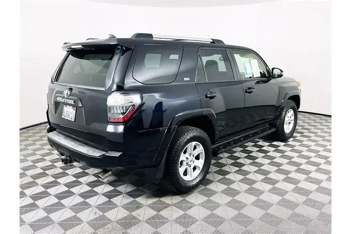 $32800 : Toyota 4Runner 2019 4x4 SR5 image 7