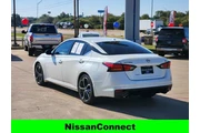 $21452 : Nissan Altima 2023 2.5 SR 4d thumbnail