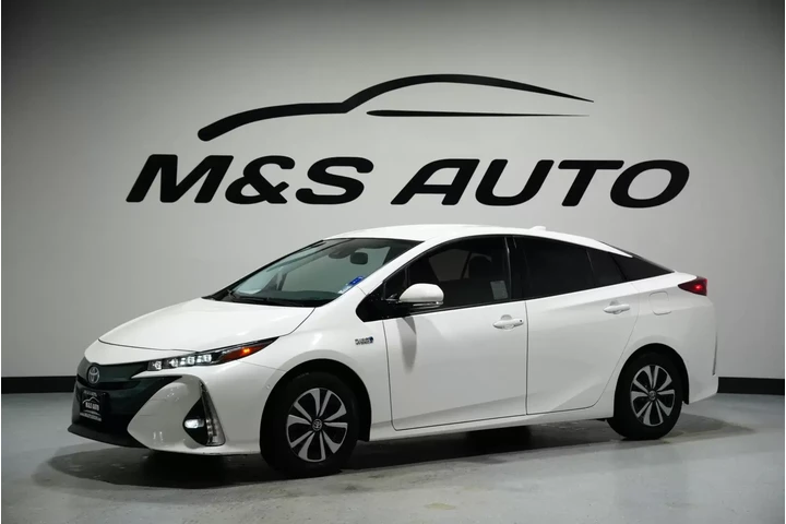 $18035 : 2017 Prius Prime image 4