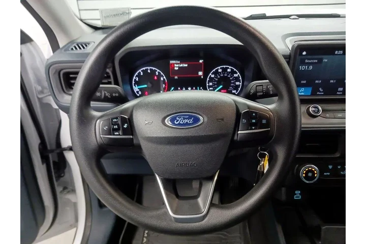 $25998 : Ford Maverick 2022 AWD XL 4d image 10