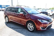 $14949 : 2020 Pacifica Limited FWD thumbnail