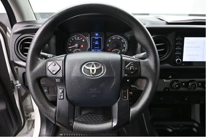 $24491 : Toyota Tacoma 2020 4x2 SR5 4 image 7