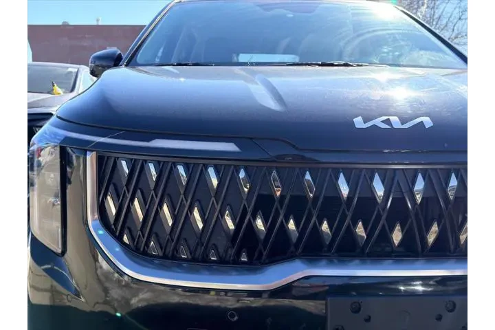 $35995 : Kia Carnival Hybrid 2025 EX image 10