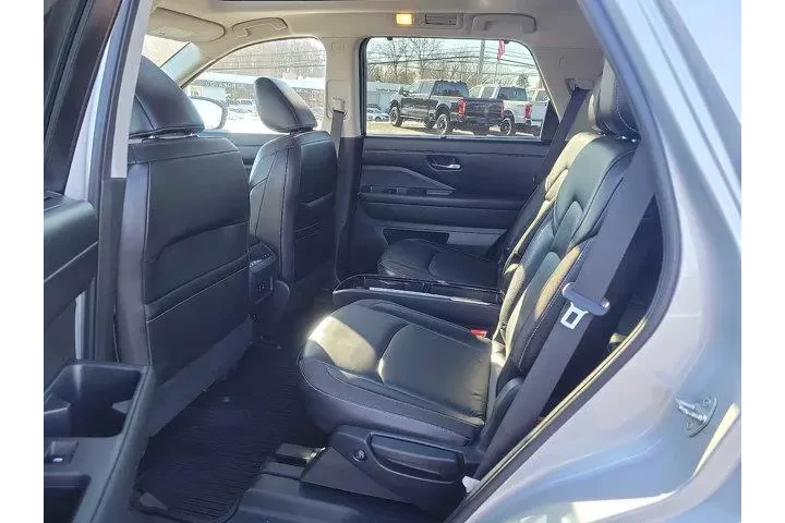 $25200 : Nissan Pathfinder 2022 AWD S image 10