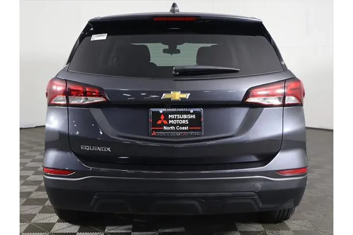 $18993 : Chevrolet Equinox 2022 LS 4d image 9
