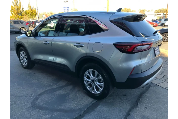 $21878 : 2023 Escape Active AWD image 5