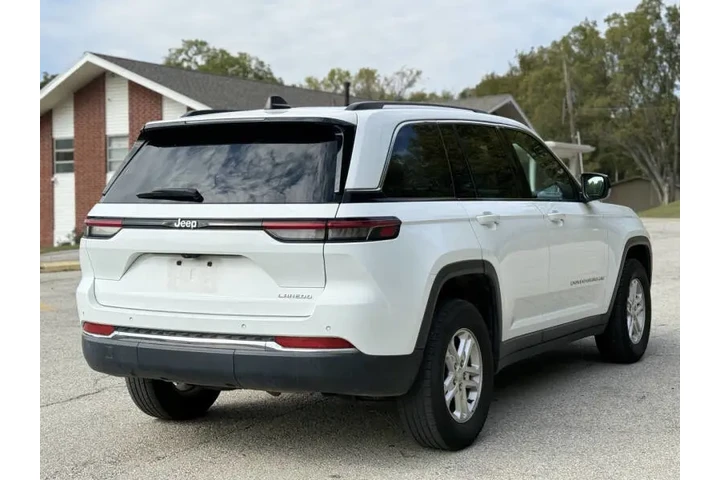 $24999 : 2024 Grand Cherokee Laredo image 7