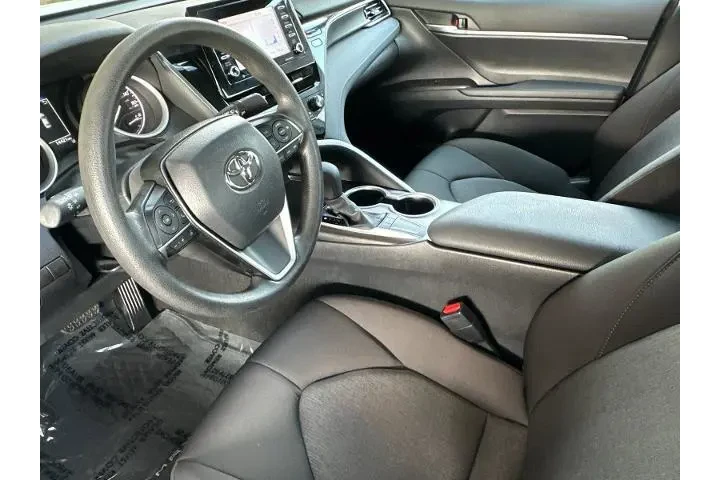 $27990 : Toyota Camry 2024 LE 4dr Sed image 9