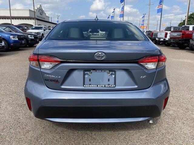 $21788 : 2022 Corolla LE image 4