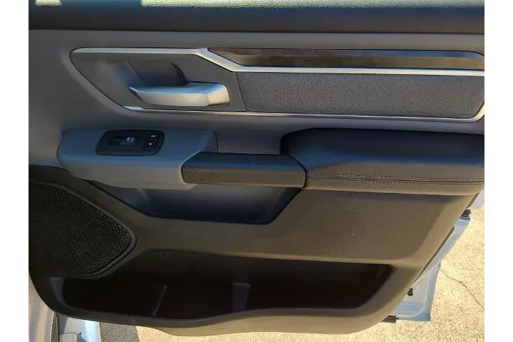 $30203 : Ram 1500 2022 4x4 Big Horn 4 image 9