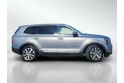 $28853 : Kia Telluride 2022 AWD S 4dr thumbnail