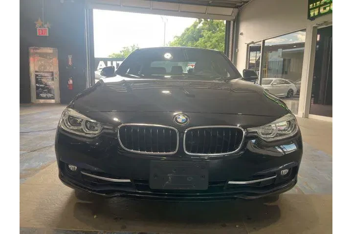 $17067 : BMW 3 Series 2018 AWD 330i x image 8