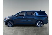 $39217 : Kia Carnival 2023 EX 4dr Min thumbnail