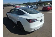 $25900 : Tesla Model 3 2023 4dr Sedan thumbnail