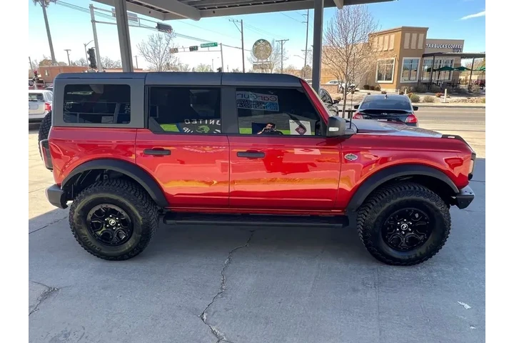 2024 Bronco Wildtrak 4-Door image 4