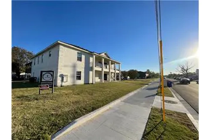 $2950 : Rental property with 4 bedro image 3