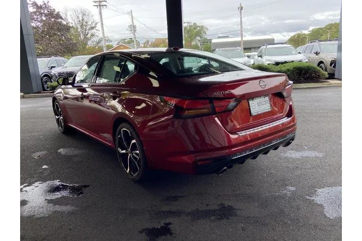 Nissan Altima 2023 2.5 SR 4d image 7