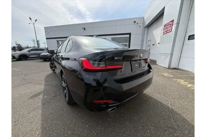 $37943 : BMW 3 Series 2023 AWD 330i x image 4