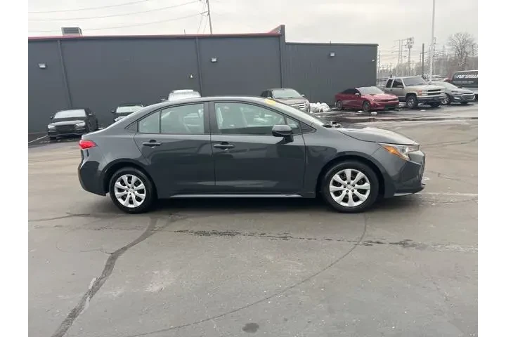 $19988 : Toyota Corolla 2024 LE 4dr S image 4