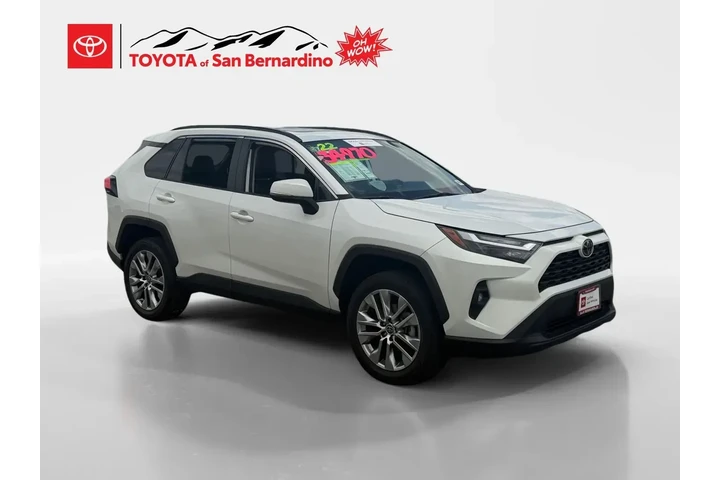 $30990 : Toyota RAV4 2022 XLE Premium image 7