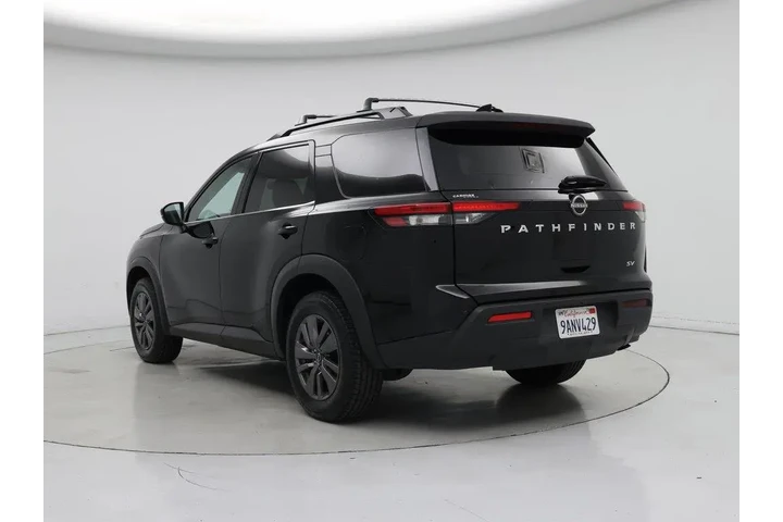 $27998 : Nissan Pathfinder 2022 SV 4d image 2