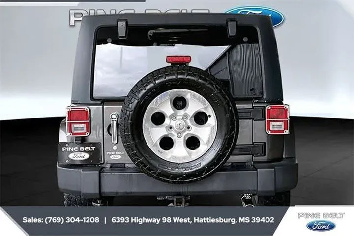 $15523 : Jeep Wrangler Unlimited 2014 image 4
