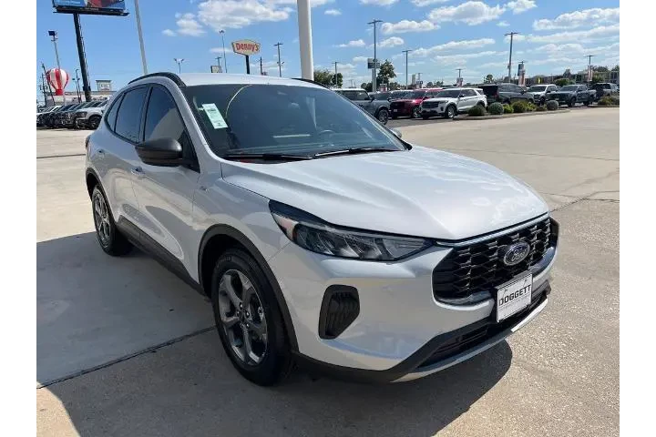 $26098 : Ford Escape 2025 ST-Line 4dr image 3
