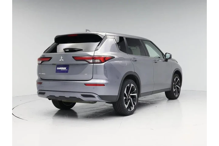 $22998 : Mitsubishi Outlander 2024 SE image 8