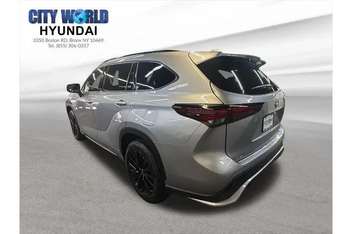 $39242 : Toyota Highlander 2024 AWD X image 3