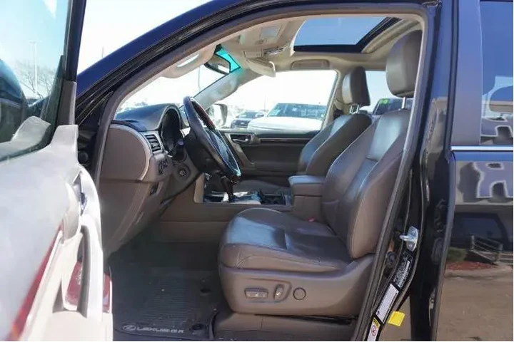 $23888 : Lexus GX 460 2017 AWD 4dr SU image 7