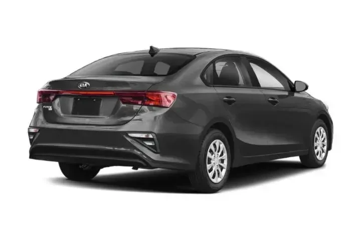 Kia Forte 2021 FE 4dr Sedan image 2