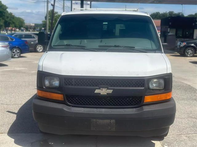 $21990 : 2017 CHEVROLET EXPRESS 2500 C image 10