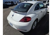 $14500 : Volkswagen Beetle 2018 2.0T thumbnail