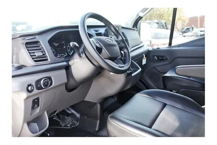$38579 : Ford Transit 2024 150 3dr SW image 10