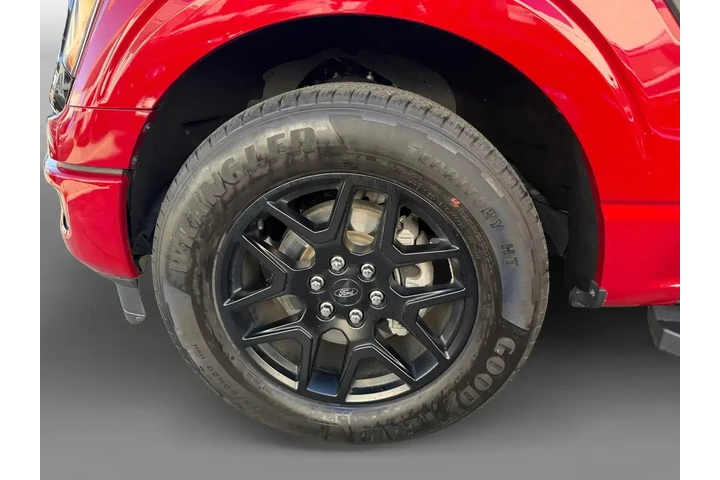 $35493 : Ford F-150 2024 4x2 STX 4dr image 9