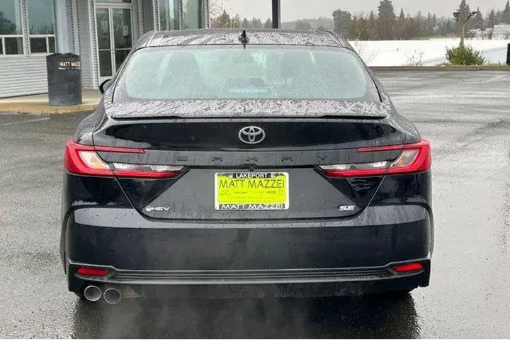 $28908 : Toyota Camry 2025 SE 4dr Sed image 9