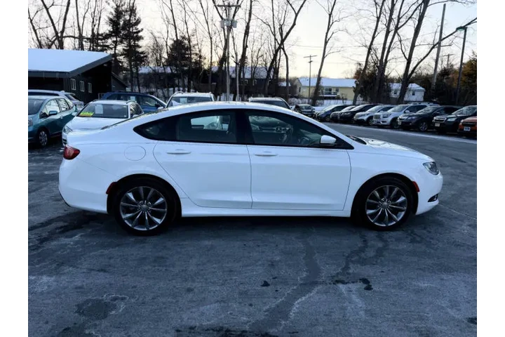 $9995 : 2015 200 S image 8