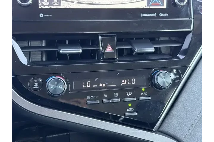 $27096 : Toyota Camry 2024 XLE 4dr Se image 7