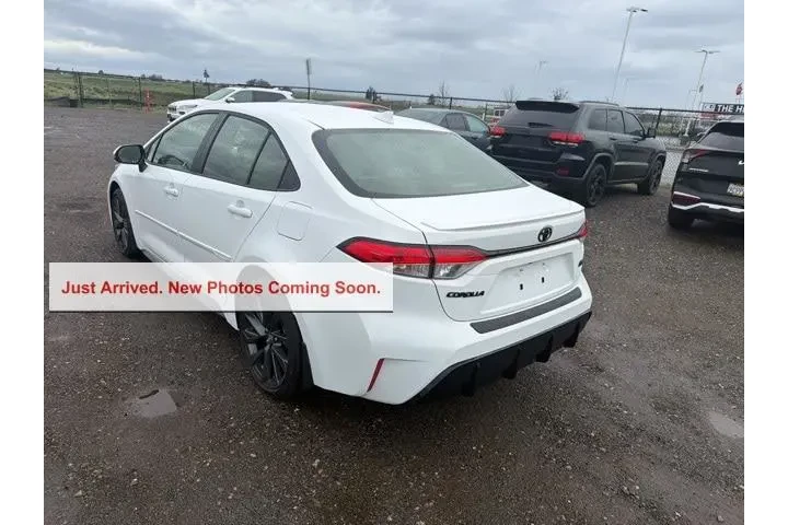 $29900 : Toyota Corolla 2026 SE 4dr S image 3