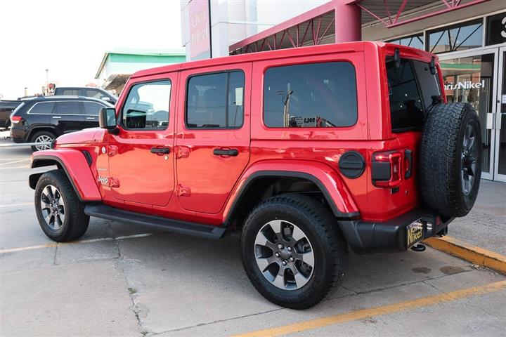 $36988 : 2018 Wrangler Unlimited Sahara image 6