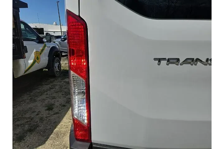 $35999 : Ford Transit 2024 250 3dr SW image 9