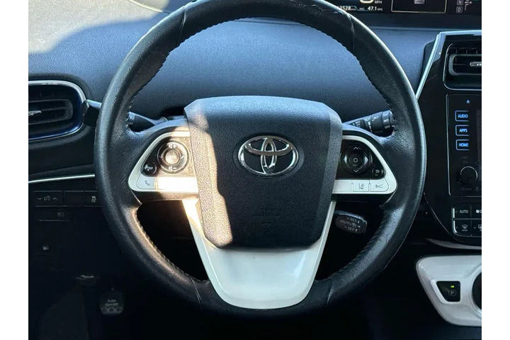 $16980 : Toyota Prius 2017 Three 4dr image 10