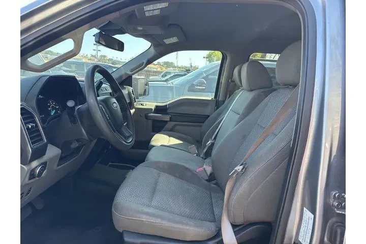 $26000 : Ford F-150 2020 4x2 Platinum image 4