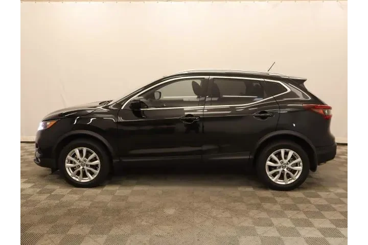 $18695 : Nissan Rogue Sport 2022 SV 4 image 1