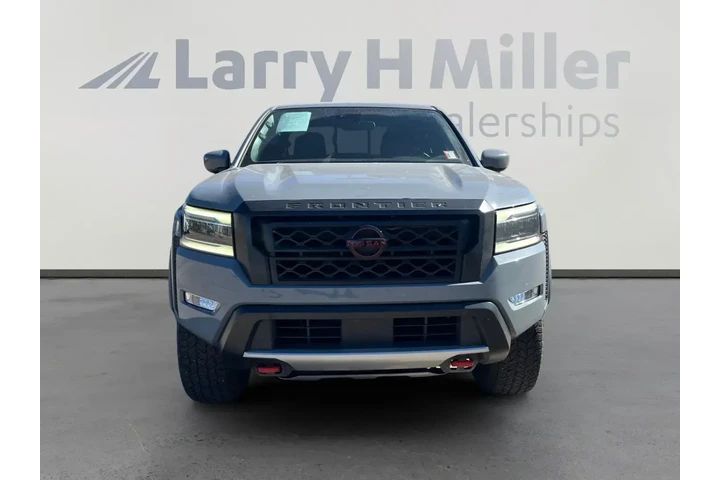 Nissan Frontier 2023 4x4 S 4 image 8