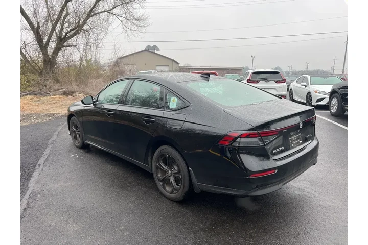 $29731 : Honda Accord 2025 SE 4dr Sed image 5