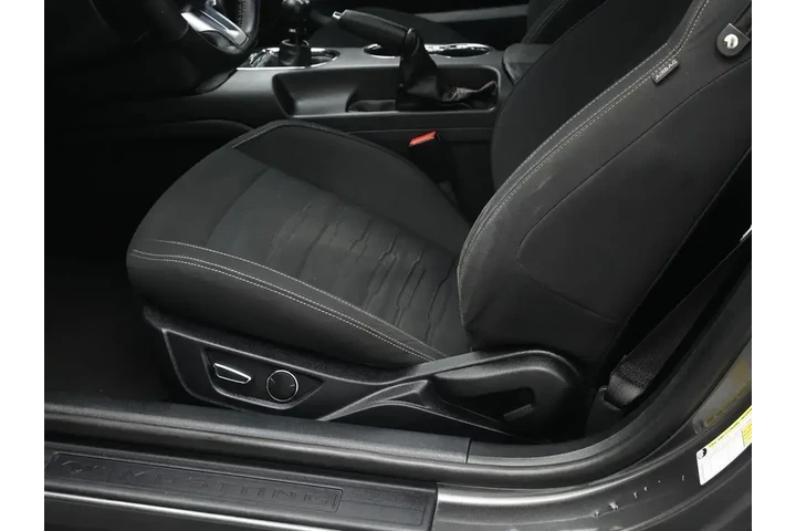 $15181 : Ford Mustang 2015 EcoBoost 2 image 10
