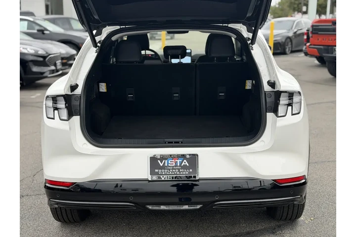 $31995 : Ford Mustang Mach-E 2023 Pre image 7