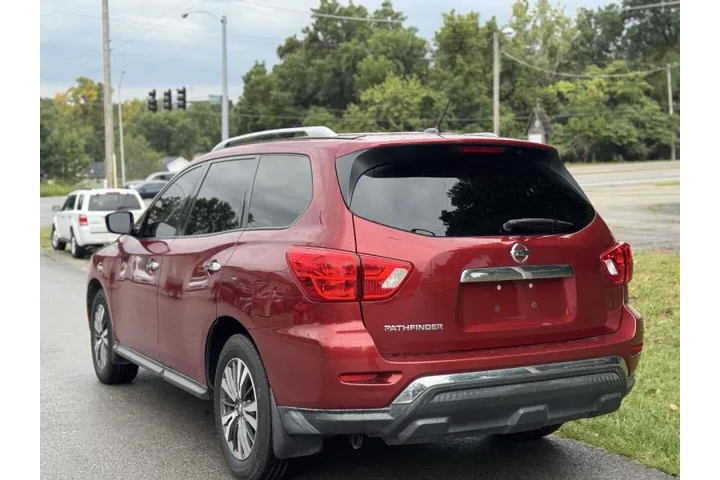 $6999 : 2017 Pathfinder SV image 5